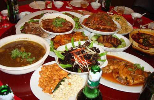 惠州食材配送公司提醒:長期晚餐吃太撐,身體真的能“適應”嗎?